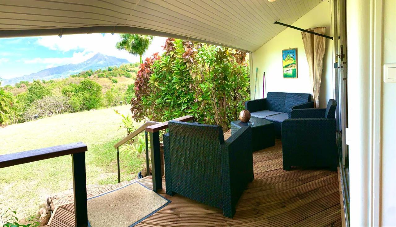 Lodge Colibris Piscine Privee Vue Panoramique Mer Et Montagne Pelee , 500 M Plage Dans Un Parc , Calme Assure Ideal Pour Decouvrir Le Nord Caraibes Le Carbet Buitenkant foto